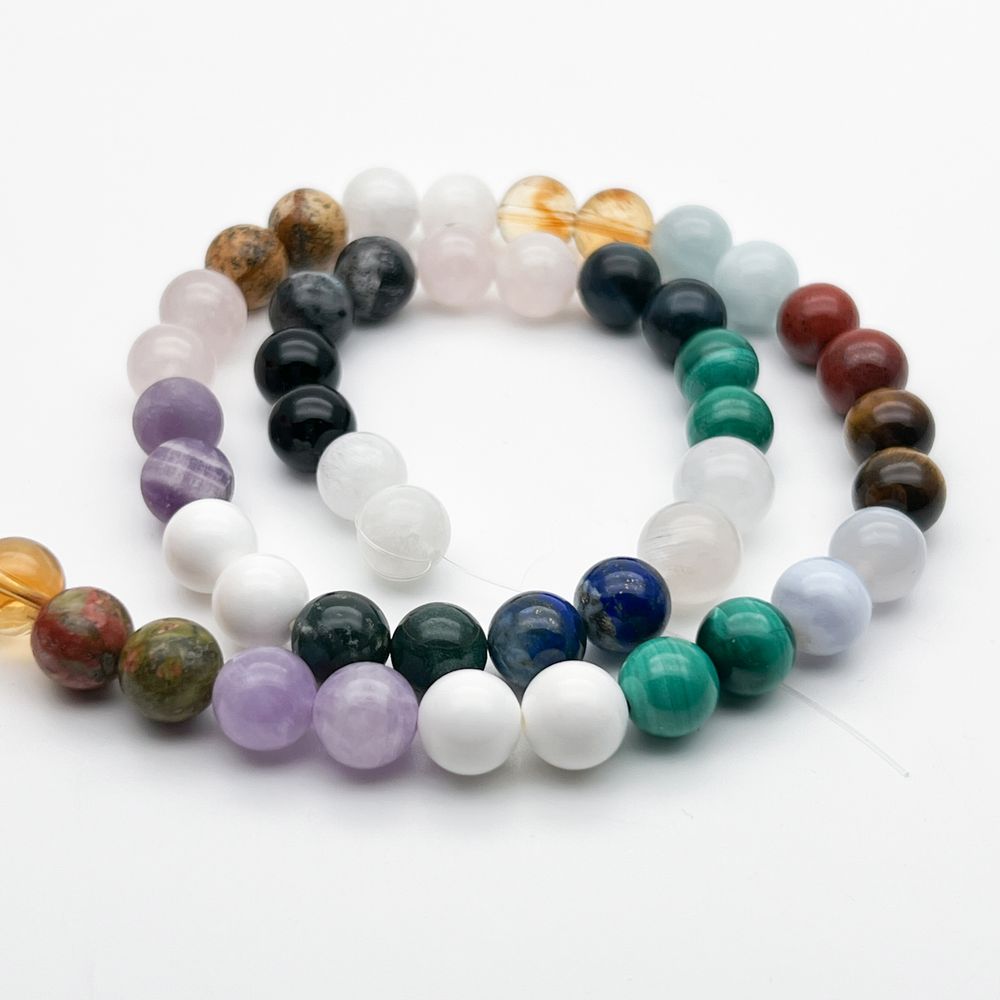 Натуральные камни микс, парные бусины, диаметр около 8-8,8 мм, цена за нить 48 шт (24 пары)