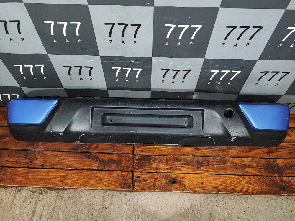 Бампер передний Lada Niva Urban  Б/У Оригинал 21214280301001