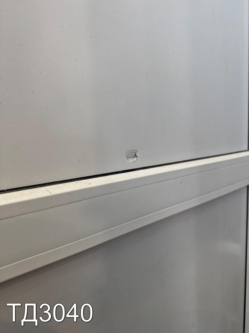 Дверь пластиковая входная Б/У 2040(в) x 910(ш)