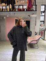 Шерстяной костюм серый