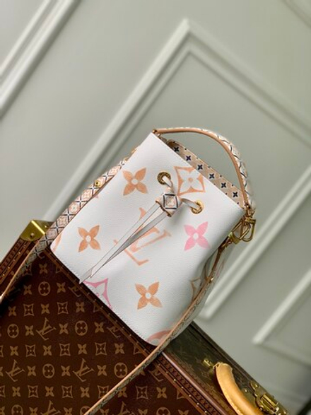 Louis Vuitton NeoNoe BB