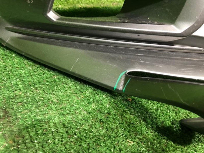 Решетка переднего бампера Toyota Camry xv70 17-21