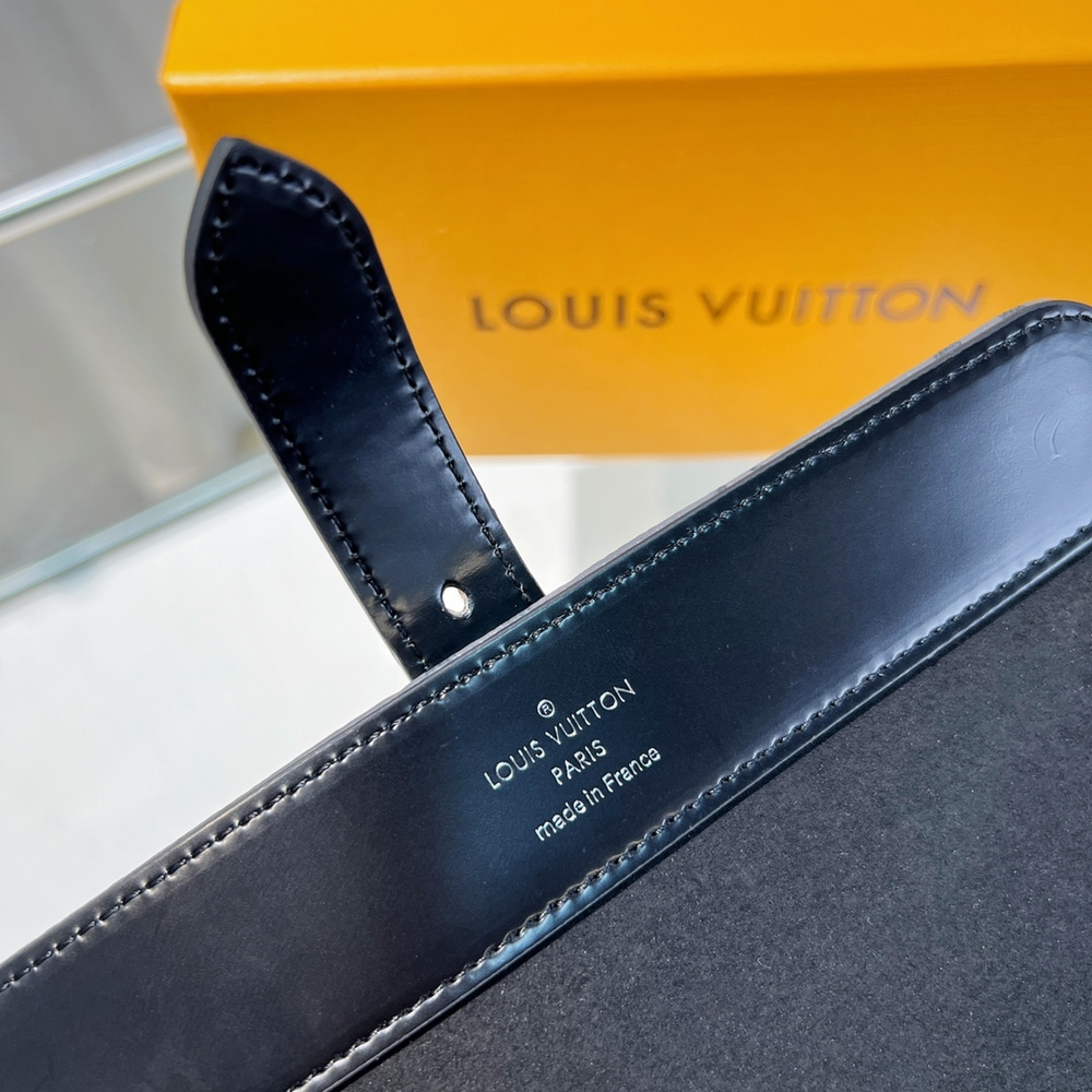 Louis Vuitton 3 Watch Case