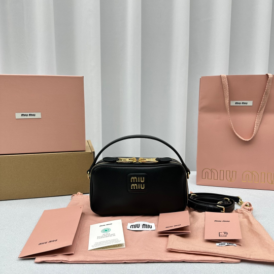 Miu Miu Leather Shoulder Bag 18 cm