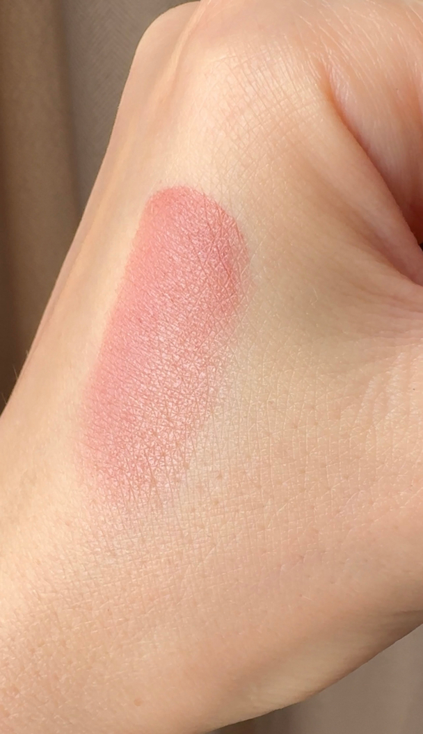 Помада LA PARISIENNE ESSENTIAL NUDE Celine