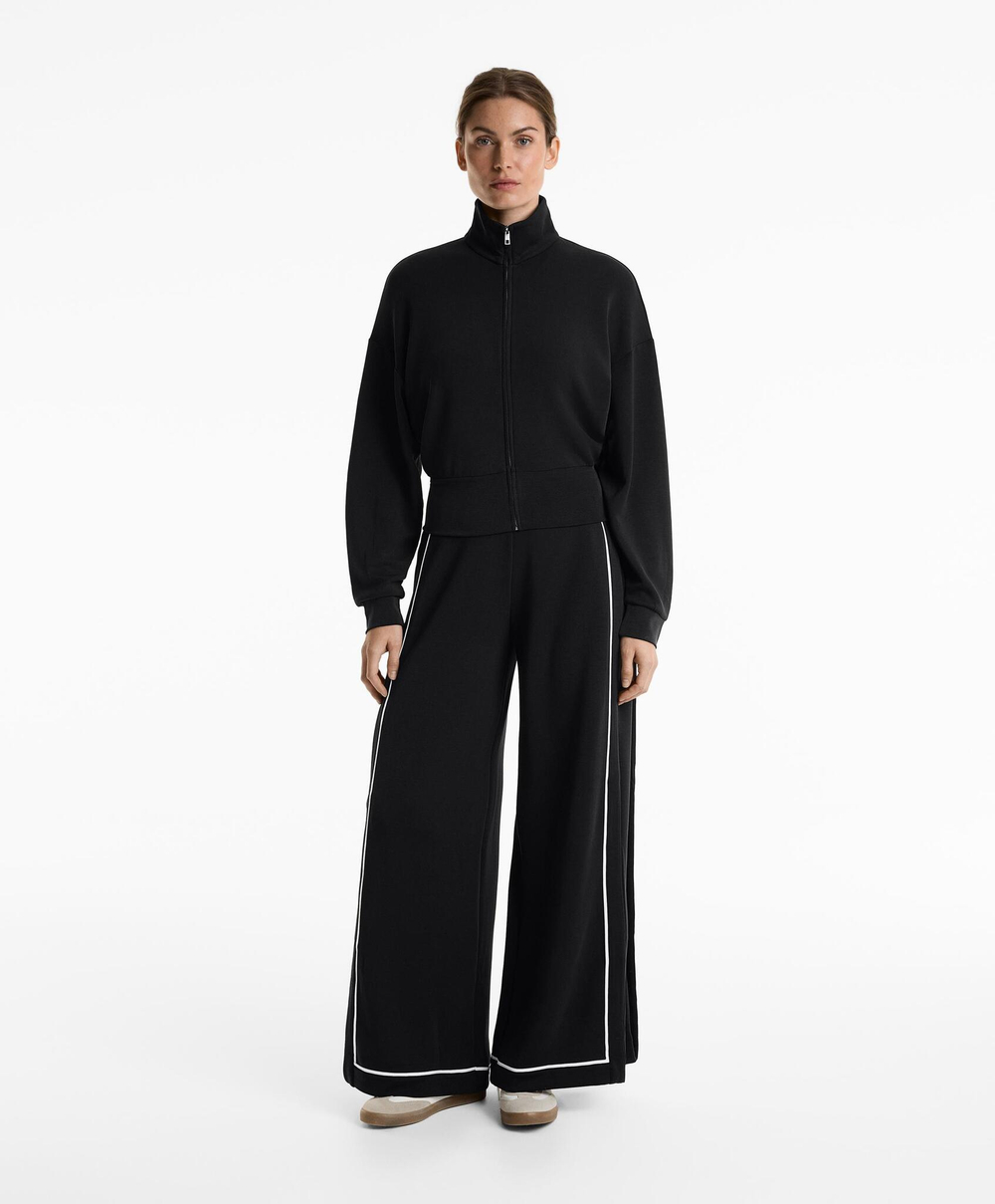 Oysho Толстовка мягкая на ощупь модальная с высоким воротником, черный