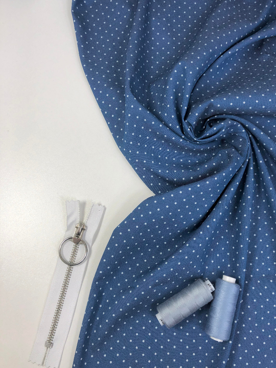 Джинс принт горох мелкий, белый/голубой, облегченный D1С2