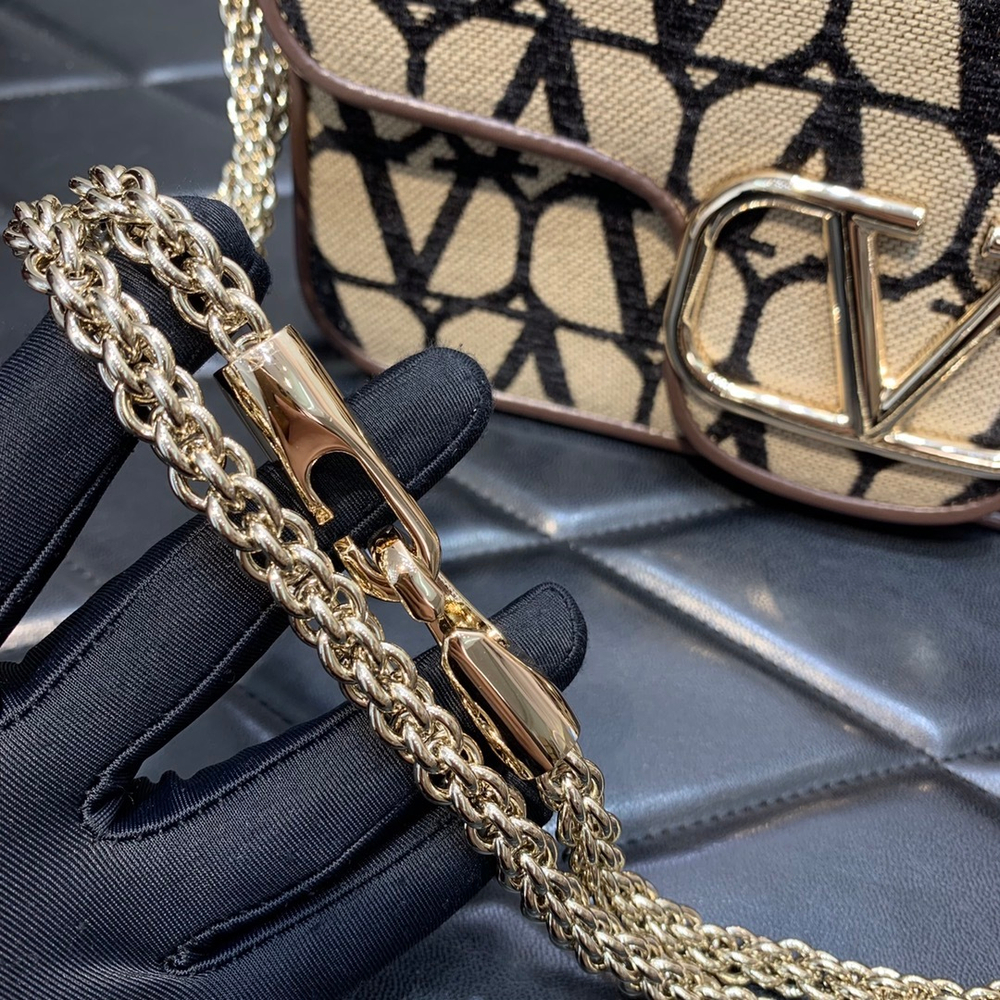 Valentino Loco Bag 27 cm