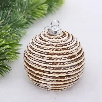 Новогодний шар «Зимнее плетение» 8 см, Бежевый