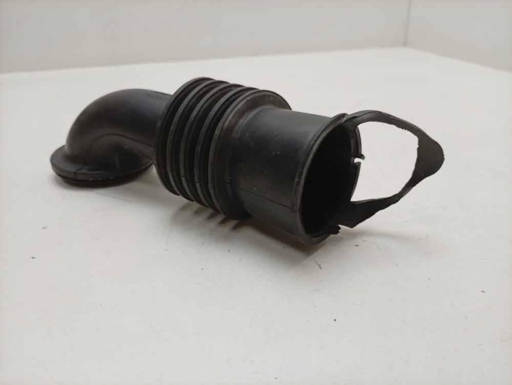 RST602 кт66 Заливной патрубок для стиральной машины Hotpoint-Ariston 144002878 б/у