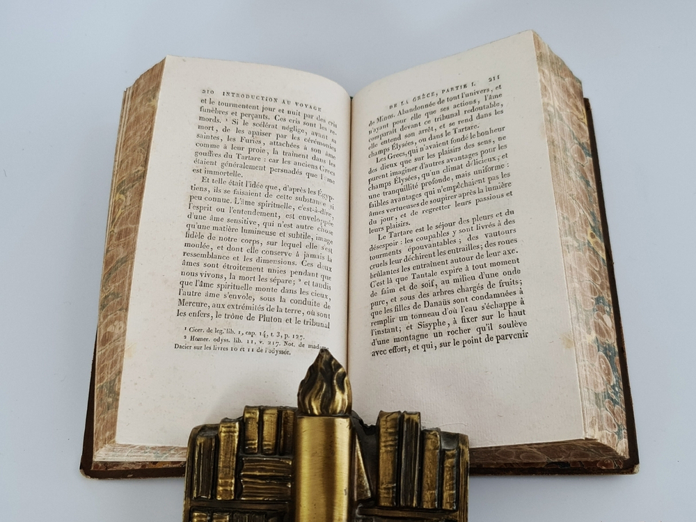 "Voyage du jeune Anacharsis en Grece, dans le milieu du quatrieme siecle avant lere vulgaire"  Par Jean-Jacques Barthelemy  1825 г.   Антикварная книга