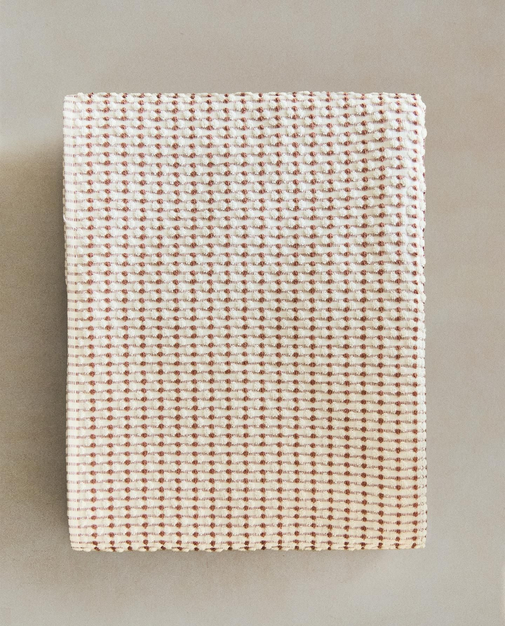 Zara Home - Хлопковое банное полотенце со структурой, розовый, 90х150 см