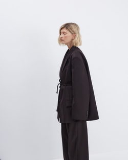 Жакет на пояске из шерсти Гуччи горький шоколад