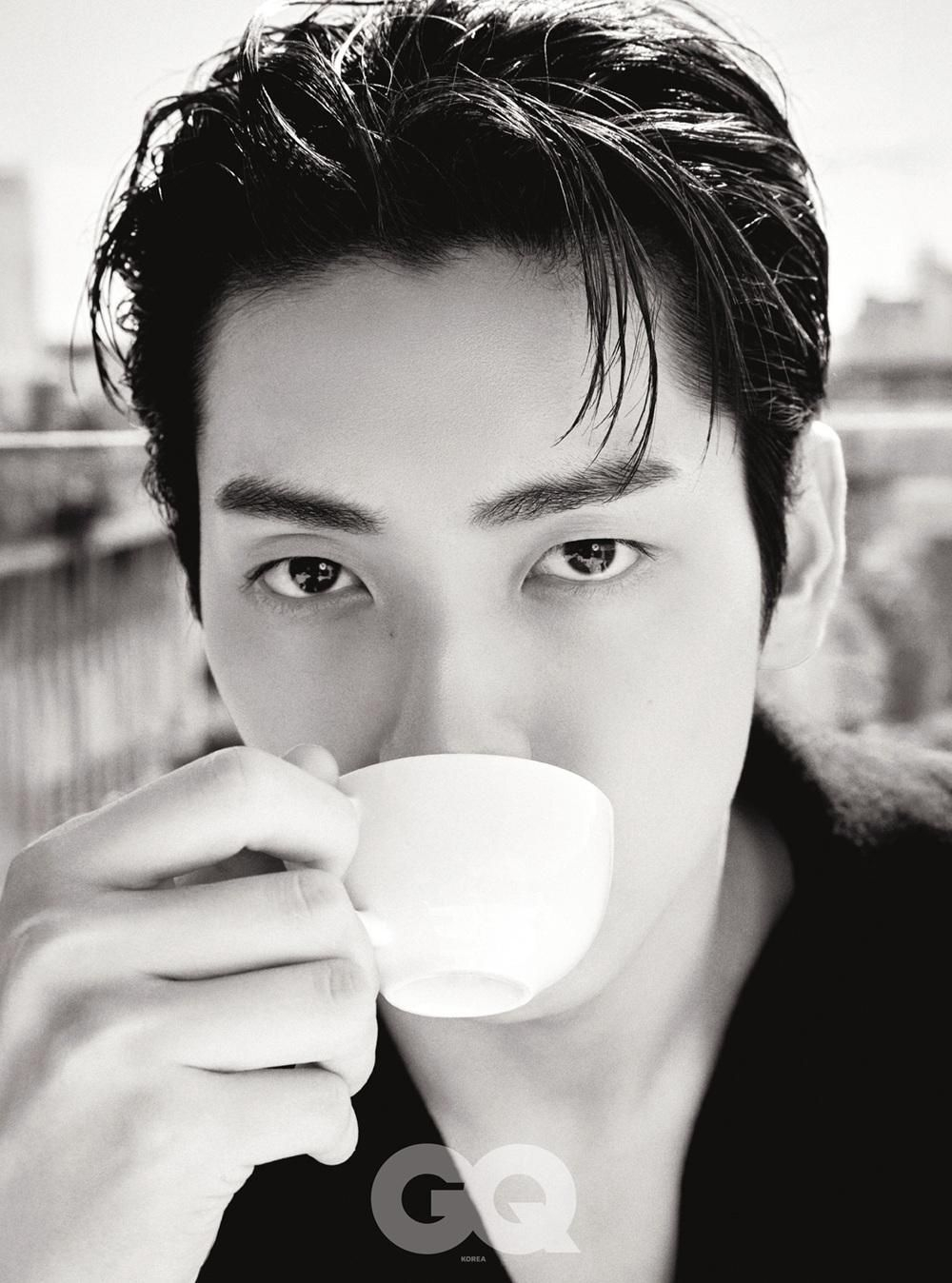 публикация GQ - 2026.08 BYEON WOO SEOK C Type