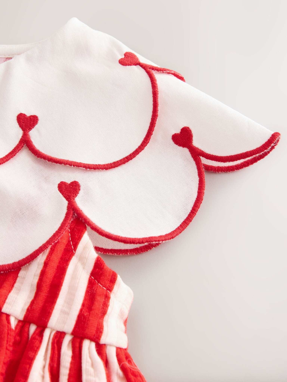 Сарафан с воротником для девочки Next E54-823, Красный, Белый