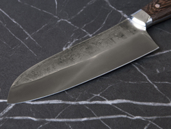 Кухонный нож "Сантоку" со следами ковки, сталь Х12МФ, рукоять венге