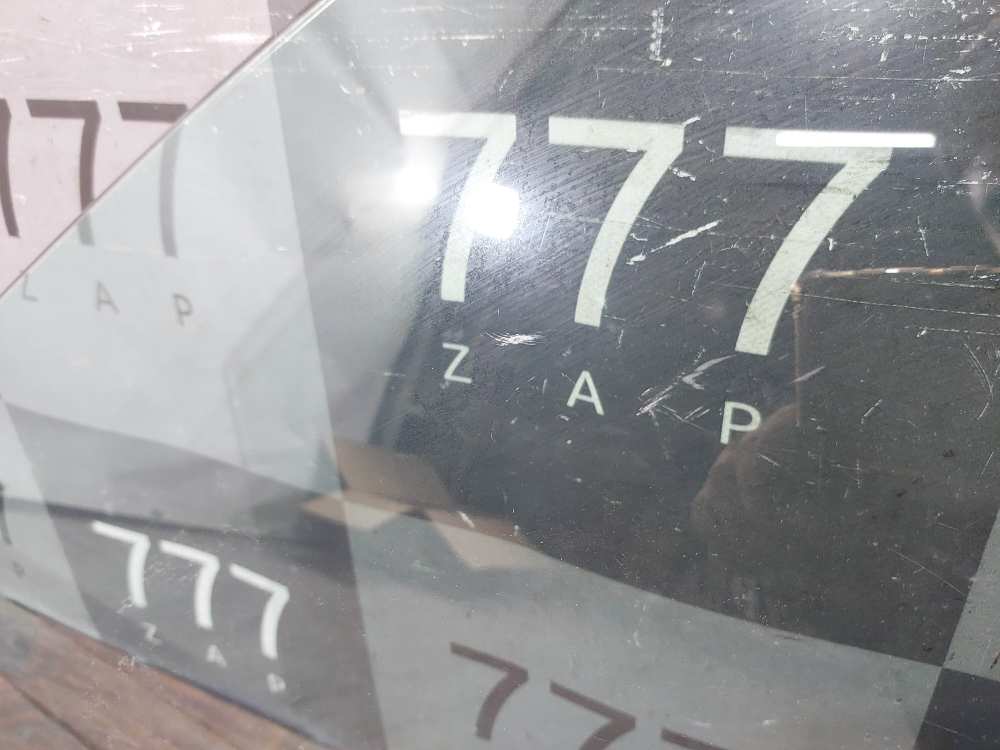 Стекло двери передней левой двойное Tank 500 21-нв Б/У Оригинал 6103101XKV3AA