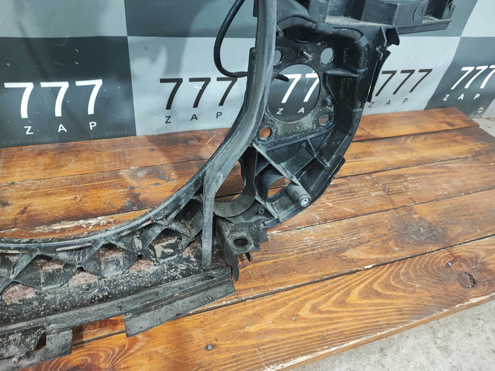 Панель передняя Audi A4 (B6) Б/У Оригинал 8E0805594B