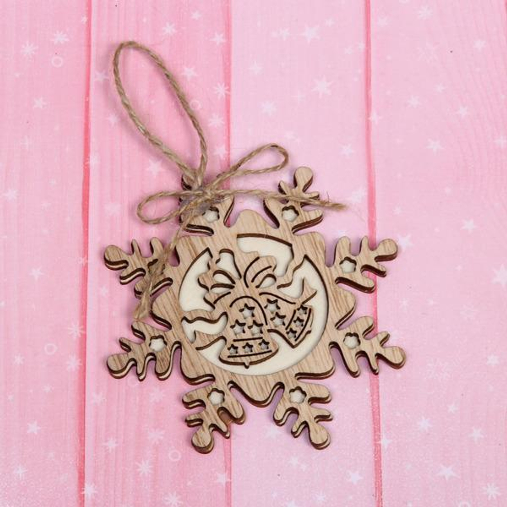 Подвеска "Снежинка - Колокольчики" 10*11 см (Серпантин)