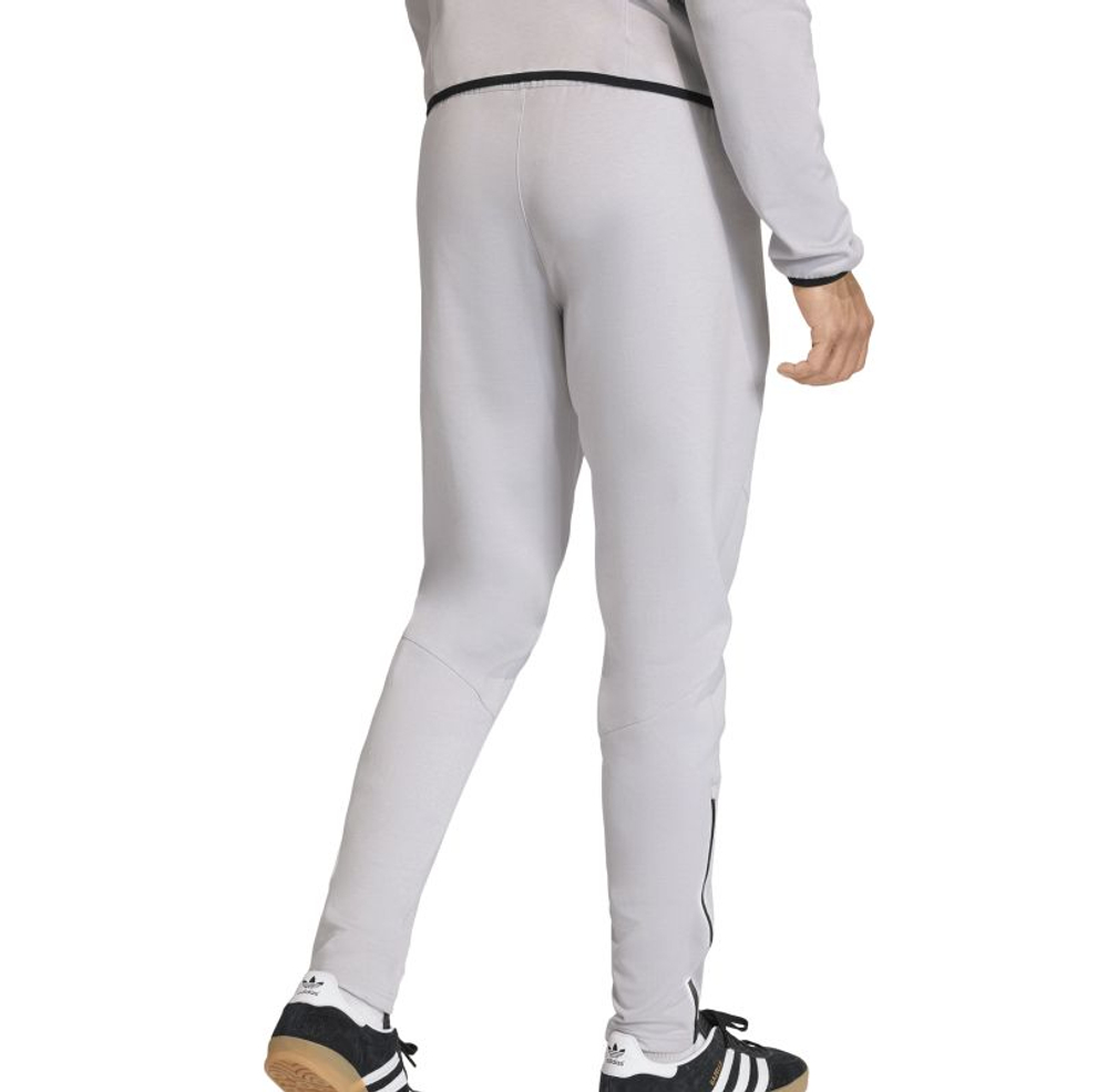 Мужские теннисные штаны Adidas Tiro 26 Travel Sweat - grey