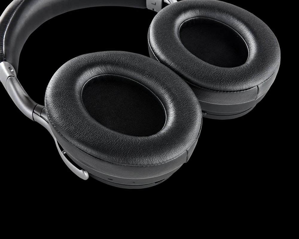 Беспроводные полноразмерные наушники Denon AH‑GC30