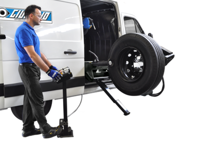 S562 Грузовой мобильный шиномонтажный станок Giuliano (Полный комплект)