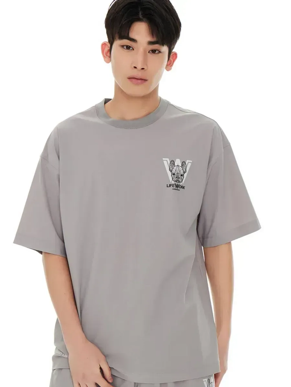 Футболка базовая с логотипом ladok