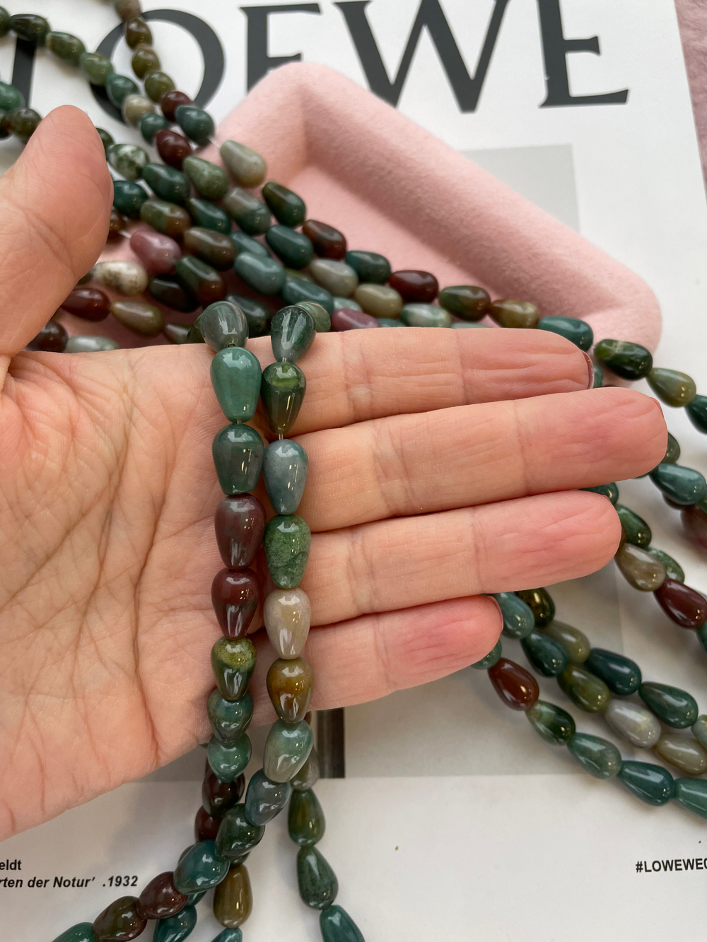 Нить бусин из яшмы 8х12,5мм, капля