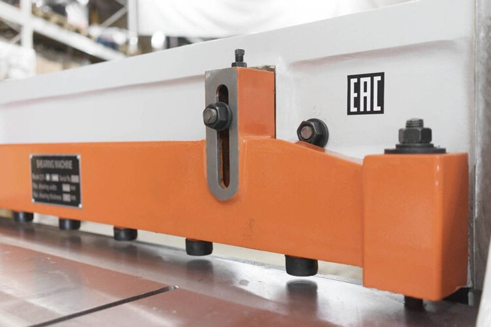 Гильотина электромеханическая STALEX Q11-3x1500 386002