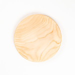 Деревянная плоская тарелка из древесины сибирского кедра. T184