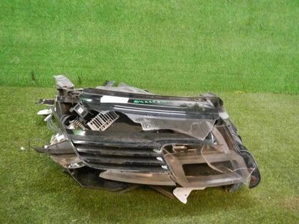 Битая Фара правая RR Vogue 4 L405 17-22 Matrix LED