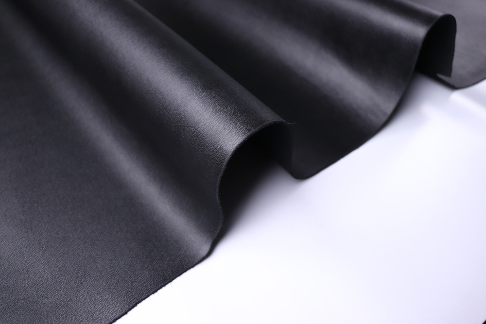 1,8-2,0 Юфть черная с лицевым покрытием + плита