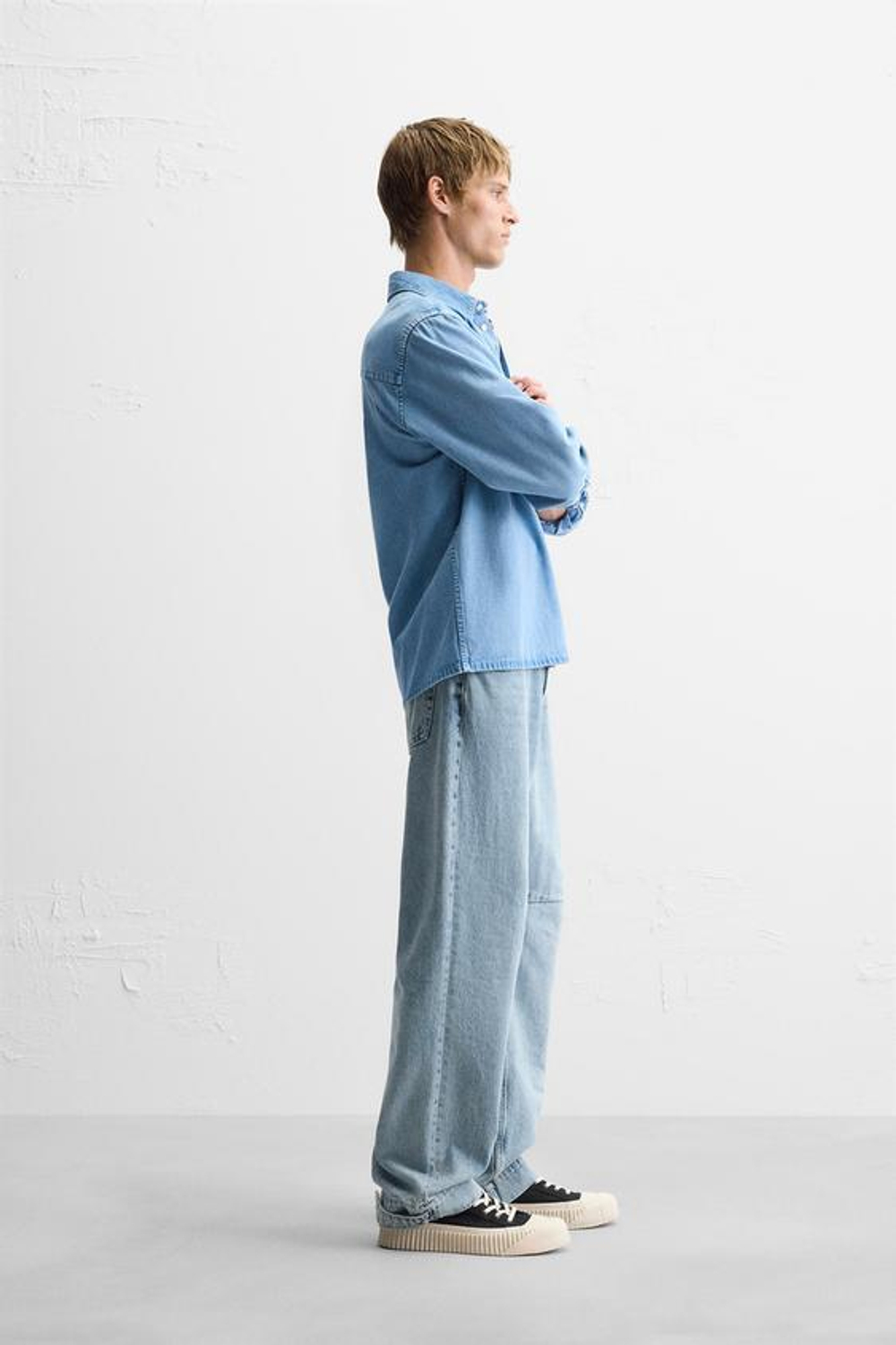 ZARA ДЖИНСЫ RELAXED FIT, СВЕТЛО-СИНИЙ