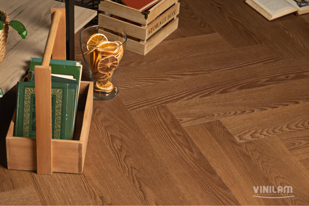 Кварцвиниловая плитка VINILAM PARQUET HERRINGBONE Паркет Винсент IS11200 - Магазин напольных покрытий в Екатеринбурге. MAXI ПОЛ.