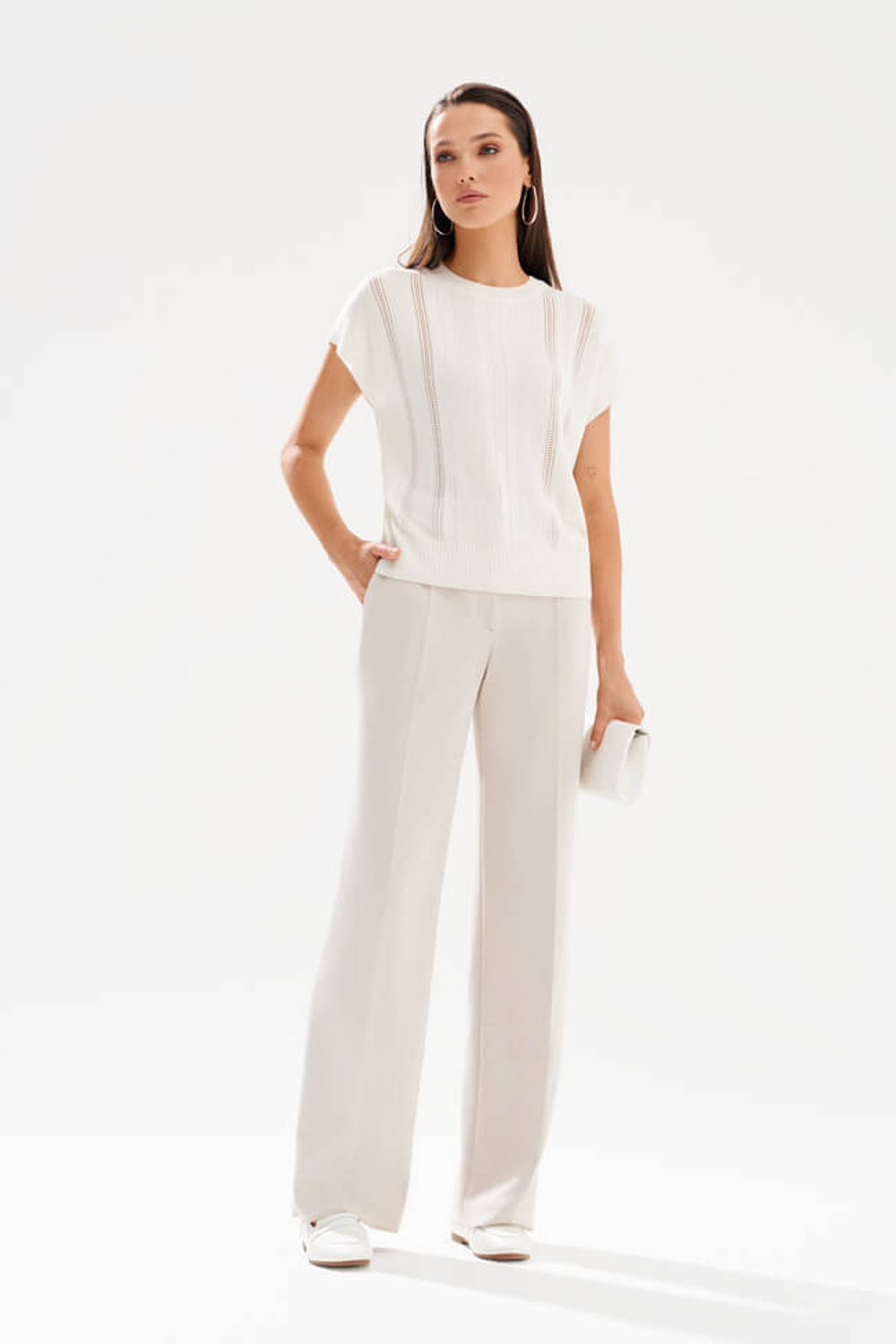 23585 Джемпер женский (молочный)