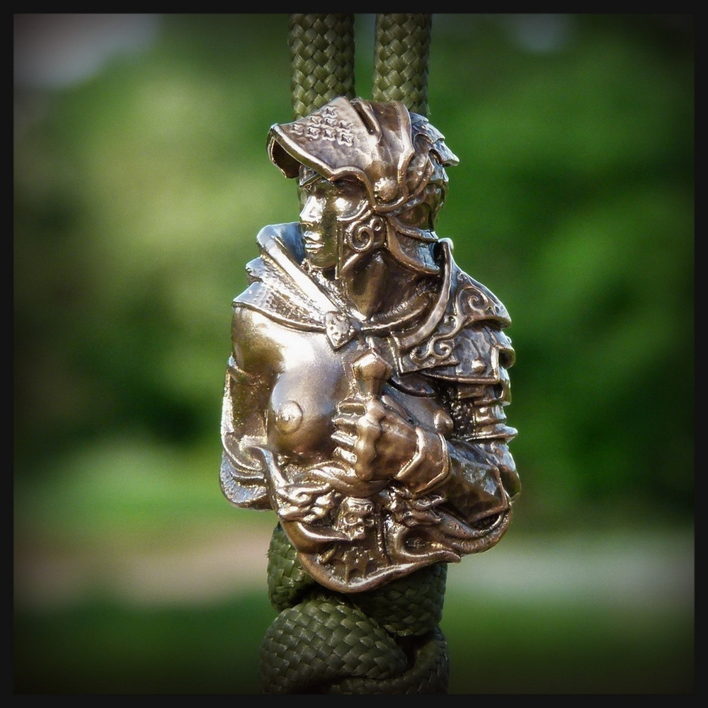 Бусина "Воительница" для темляков или браслетов , бронза