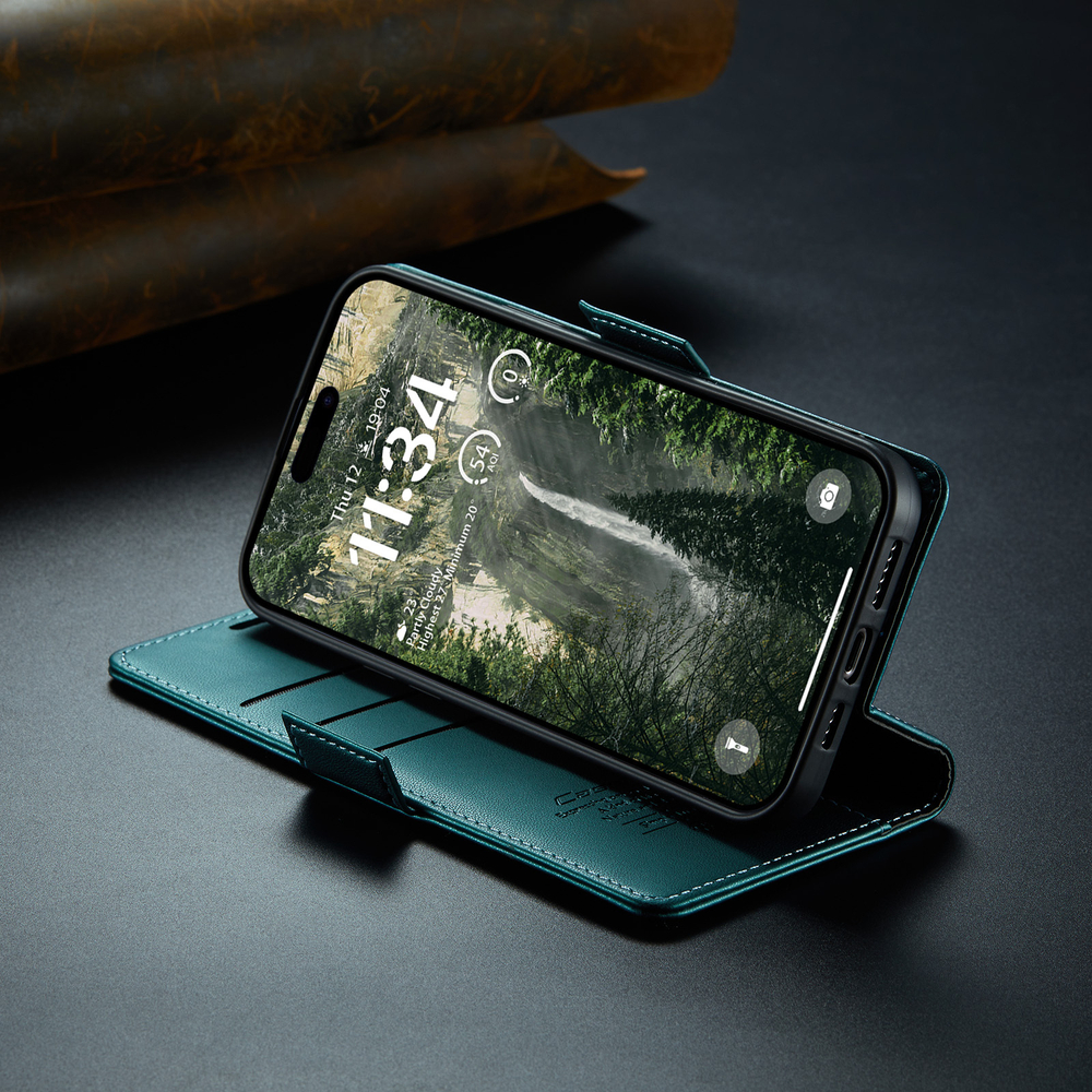 Чехол-книжка CaseMe Smooth iPhone 16