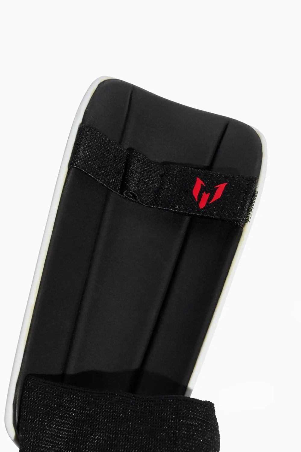 Футбольные щитки adidas Messi Match Junior - серебряный