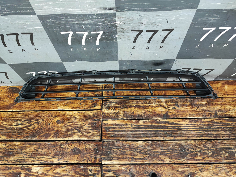 Решетка переднего бампера Hyundai Santa Fe 3 (DM) 15-18 Б/У Оригинал 865602WAA0