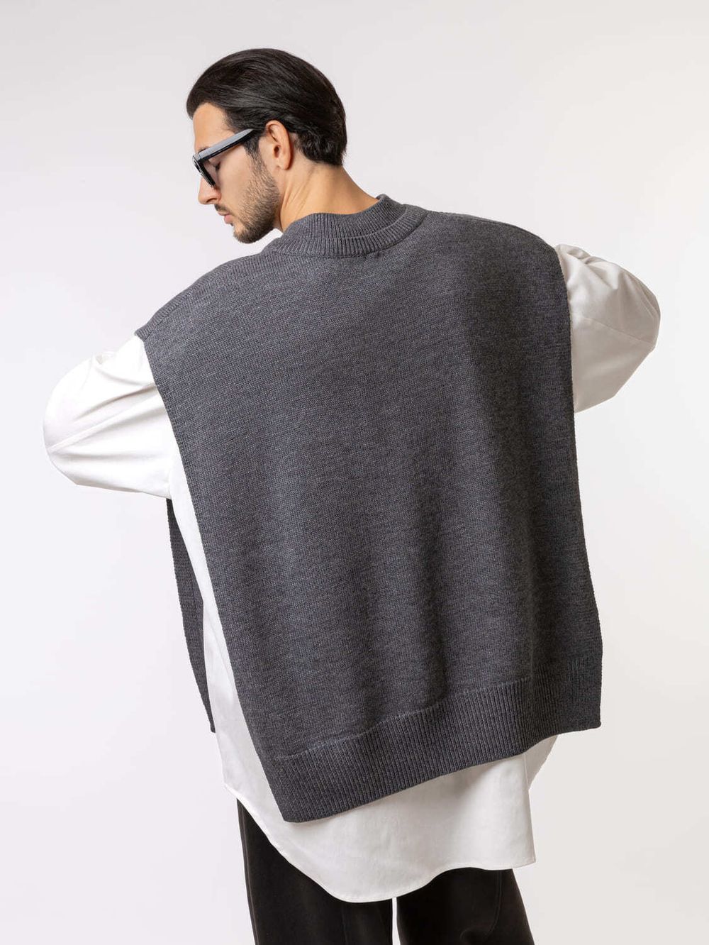 Пончо Dryg вязаное из мериноса серое