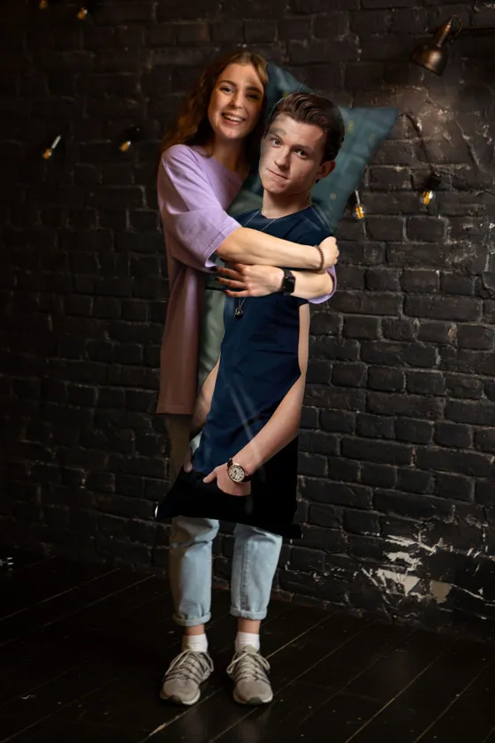 Дакимакура Том Холланд №3