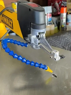 Трубка подачи СОЖ с Краном 400 мм, гибкая G 1/4 " для станков, шарнирная с круглым соплом ANGO-UFA