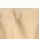 Шторы спального места в кабину Volvo, Scania, MAN, DAF, Merc, Камаз, Sitrak, Shacman, Foton, FAW. Высота 1,5м, ширина одной стороны - 1,15м. Блэкаут, велюр. Бежевый цвет с бежевой бахромой