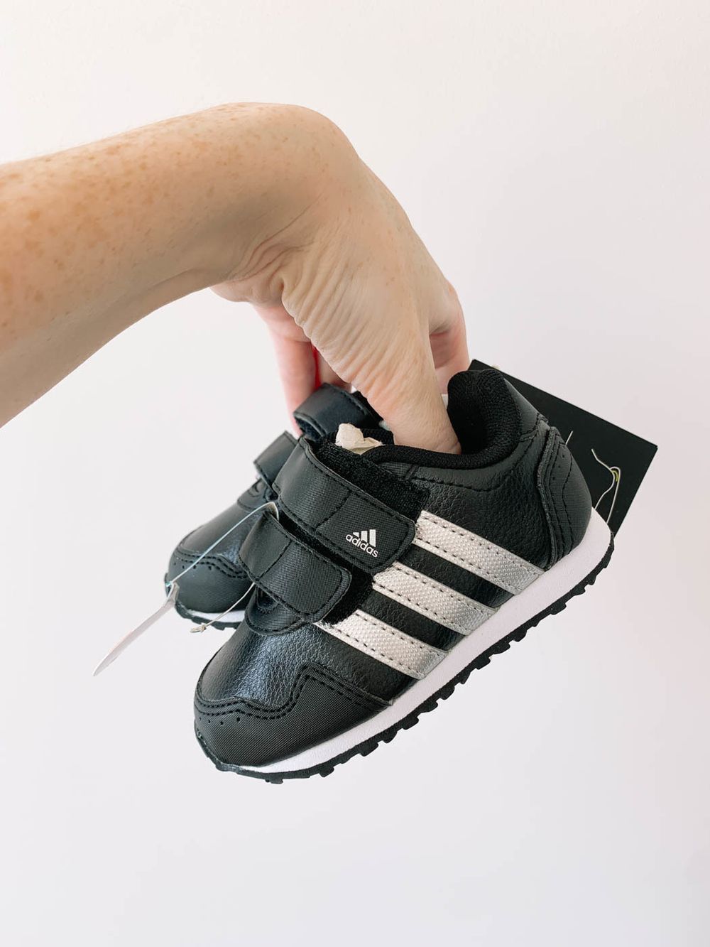 Кроссовки Adidas