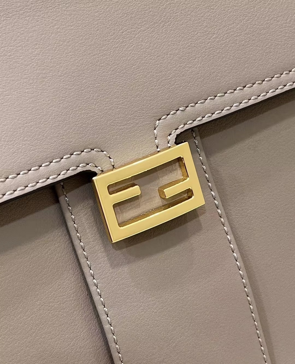 Fendi Peekaboo 33 cm