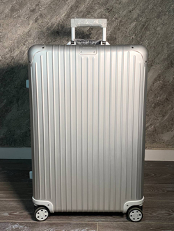 Чемодан Rimowa