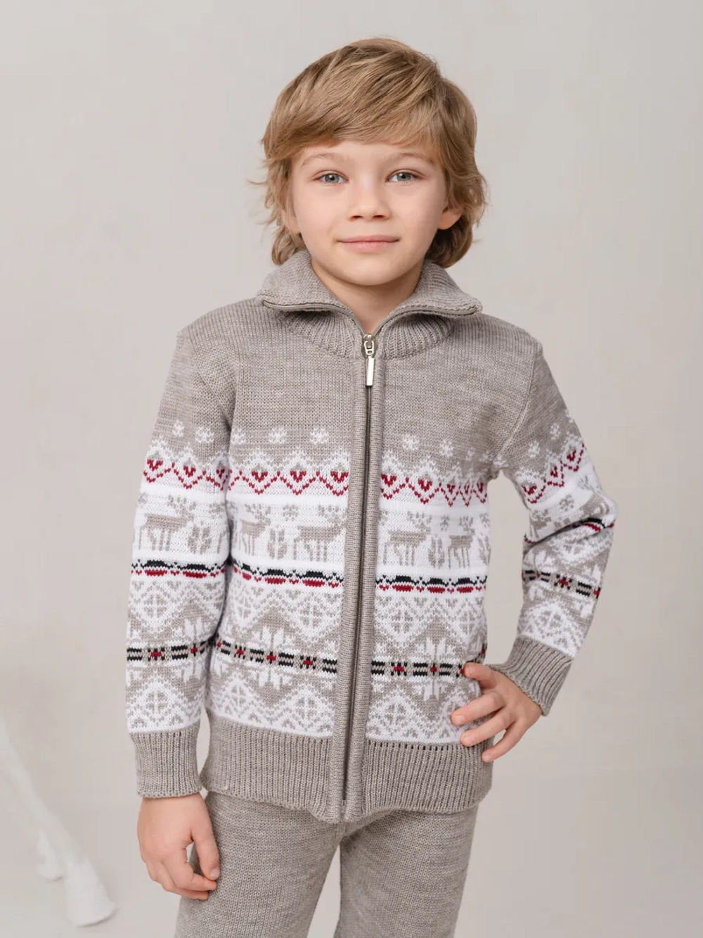 Кофта вязаная на молнии "Северное сияние"