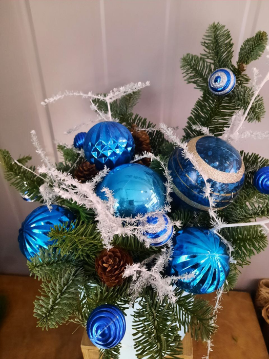 Композиция "Голубой огонёк"