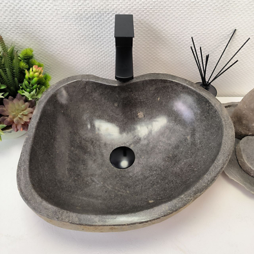 Раковина из речного камня RS-63849 (46*40*15) 0121