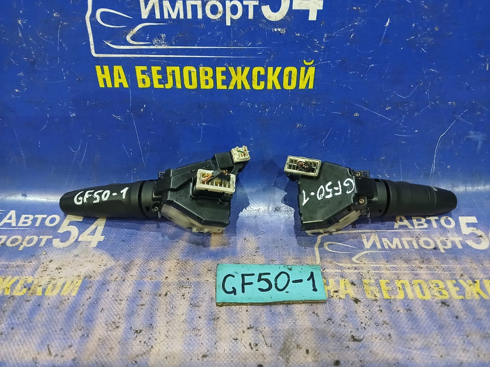 Переключатель подрулевой NISSAN CIMA 2002